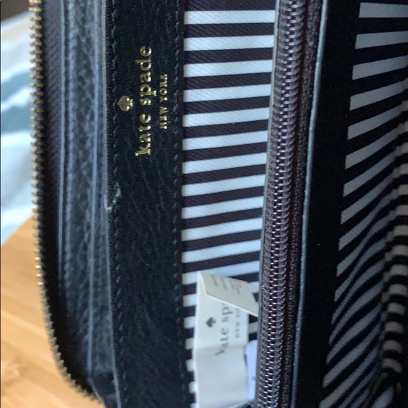 Black Kate Spade wallet - Picture 4 of 6